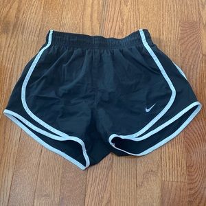 barely worn nike dri-fit shorts